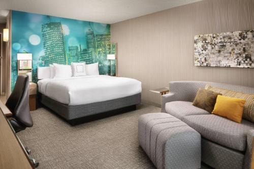 Downtown Indianapolis Hotel | Courtyard Indianapolis at the Capitol
