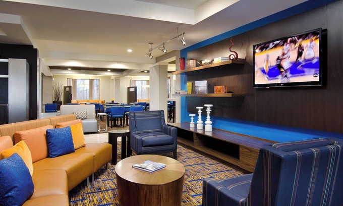 Bridgeton Hotel | Courtyard St. Louis Airport/Earth City