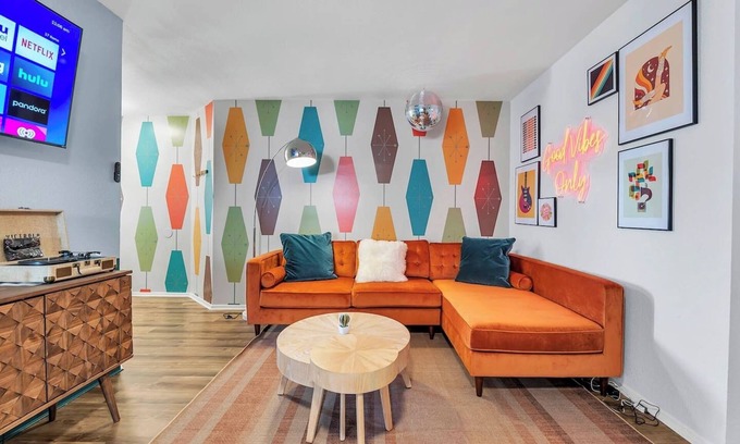 Tanglewood Forest House | Cowboy Pool | S Austin Disco Ranch | Dog Friendly