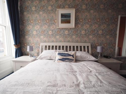 Berwick-upon-Tweed Bed & Breakfast | Cowrie Guest House