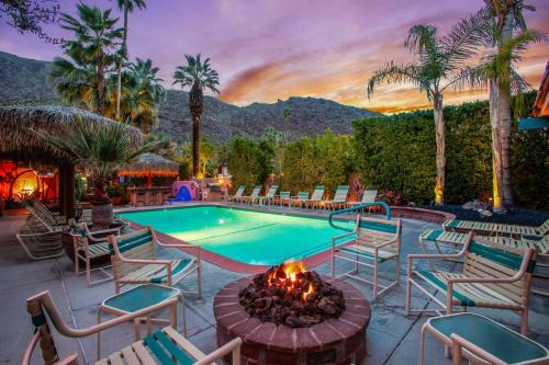 Historic Tennis Club Hotel | Coyote Inn - 21 and Over