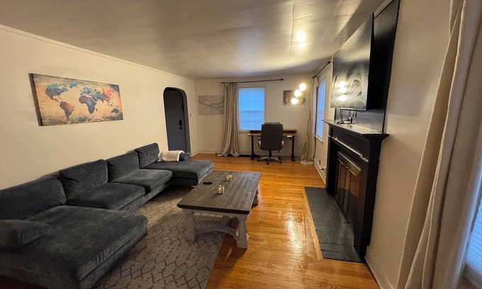Mount Washington House | Coziness, charm & character in a perfect location!