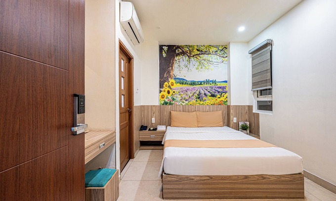 Binh Thanh Hotel | Cozrum - Love Hotel Trần Bình Trọng