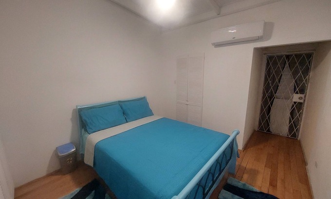Navy Gardens Apartment | Cozy 1 bed room not far from Accra Beach