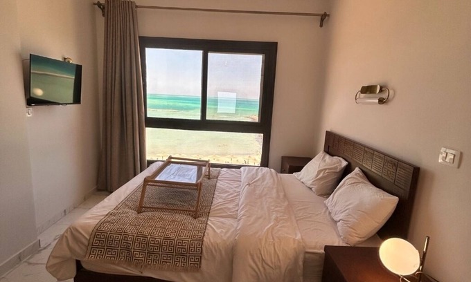 Dahar Ski Chalet | Cozy 1-Bedroom Chalet,Hurghada Concierge at Turtles Beach Resort –Front Sea View