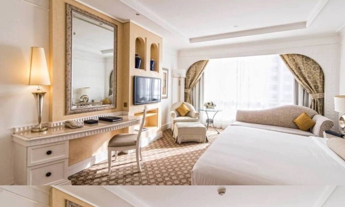 Business Bay Apartment | Cozy 1 Bedroom Junior Suite