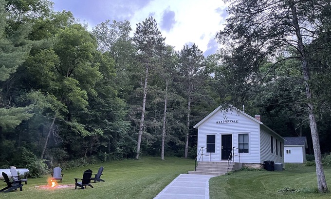 Barneveld Cottage | Cozy 1864 Country School House