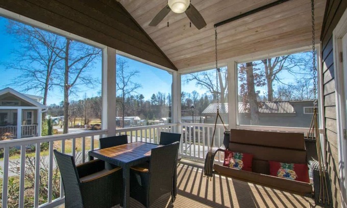 Upward Cottage | Cozy 1BR Tiny Home w/Pool Access | Free Tix