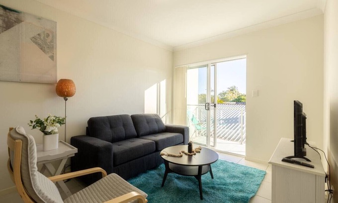 Springwood Apartment | Cozy 1BR Unit in Springwood Great Location Parking