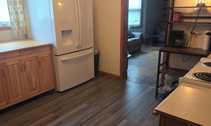 Bessemer Apartment | Cozy 2-bedroom apartment in charming Bessemer with WiFi, AC