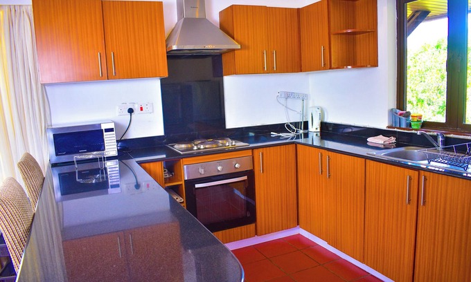 Nanyuki Apartment | Cozy 2-bedroom apartment adjacent to world renowned Ol Pejeta Conservancy