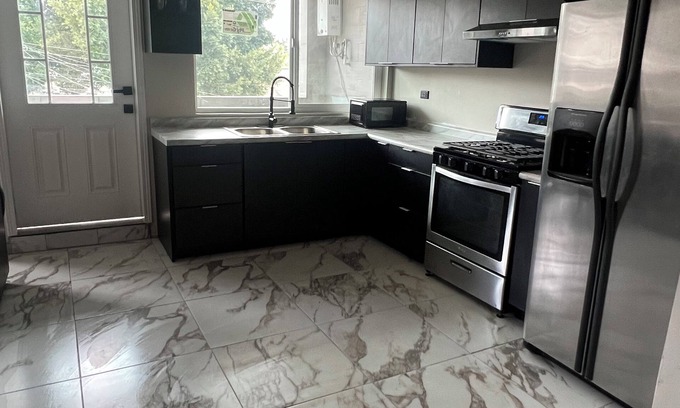 Tijuana Municipality Apartment | Cozy 2-bedroom apartment in welcoming Tijuana with WiFi, AC