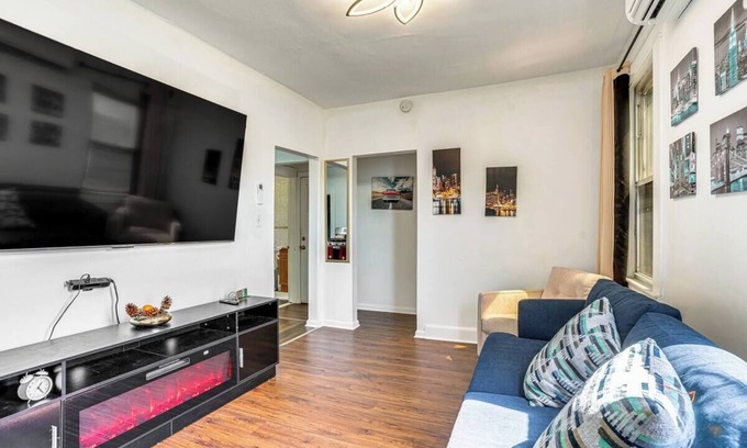 Lodi Apartment | Cozy 2-bedroom apartment in charming Lodi with AC ,washer and dryer 85 inch TV !