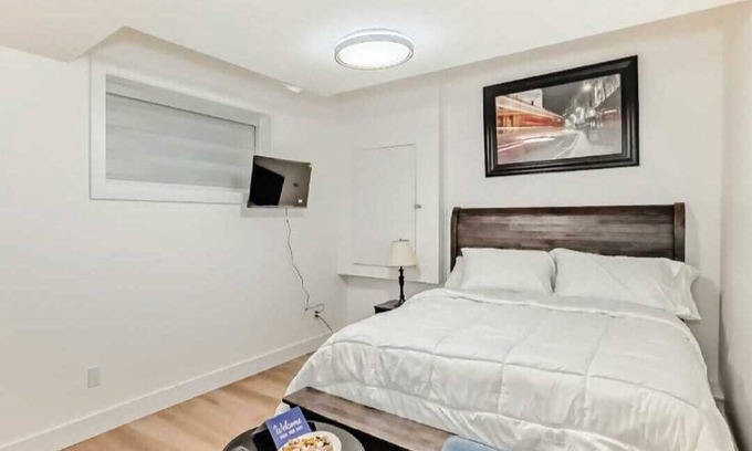 Northeast Edmonton House | Cozy 2-bedroom basement suite, fully furnished for comfort and convenience.