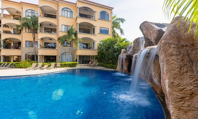 Tamarindo Condo | Cozy 2-bedroom condo with balcony