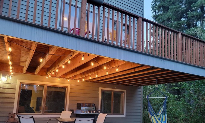 Fairbanks Apartment | Cozy 2 bedroom guesthouse at Squirrel Hollow