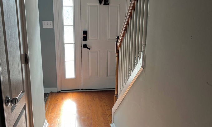 Riverdale House | Cozy 2-bedroom townhome with WiFi, AC in soothing College Park