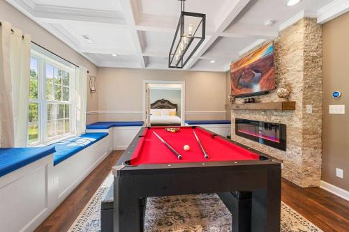 Mount Mourne Apartment | Cozy 2b 2b Spa 2 Steam Saunas Home Theater Gym