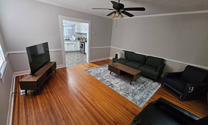 Danville House | Cozy 2bedroom Caesars Virginia