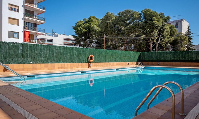 Torredembarra Apartment | Cozy 2BR Apartment 150m from Beach with Pool, Wi-Fi, and Parking