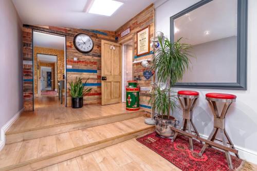 Westbury on Trym Apartment | Cozy 2BR apartment w/sauna & patio garden