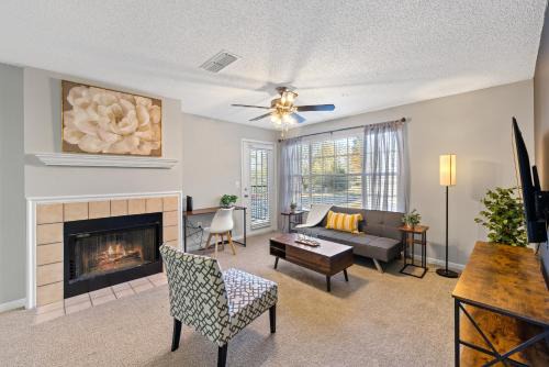 Athens Apartment | Cozy 2BR Home Steps from UGA & Downtown Athens GA
