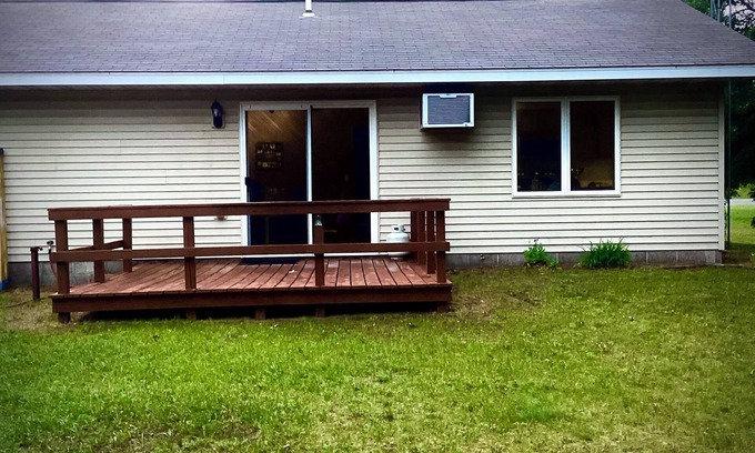 New Lisbon Cabin | Cozy 3-bedroom cabin with private dock and direct access to Castle Rock Lake.