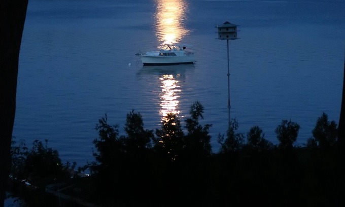 St. Albans Cottage | Cozy 3-Bedroom Cottage on St. Albans Bay - Kayaks & Paddleboards Included!