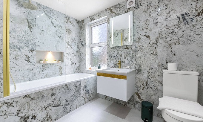 Peckham Rye House | Cozy 3 Bedroom Flat in London!