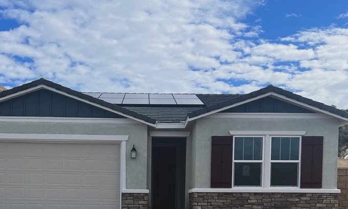 Wildomar House | Cozy 3-bedroom house with AC and WiFi in adorable Wildomar Community.