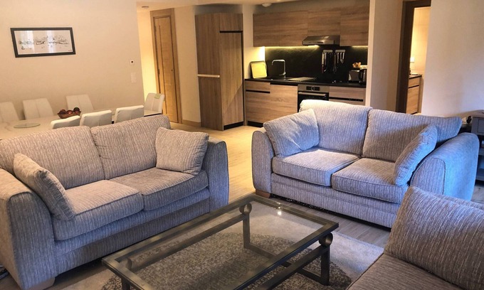Arc-1600 Apartment | Cozy 3-room apt, ski-in/out, pool & spa, 8-10 ppl.