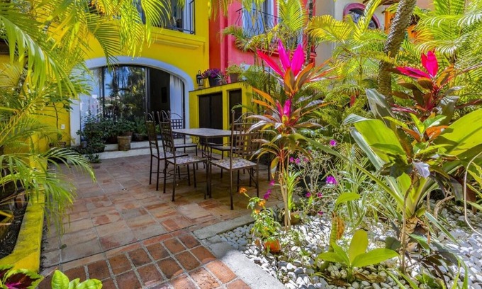 Isla Iguana House | Cozy 3BR House - Front of Marina- Pool