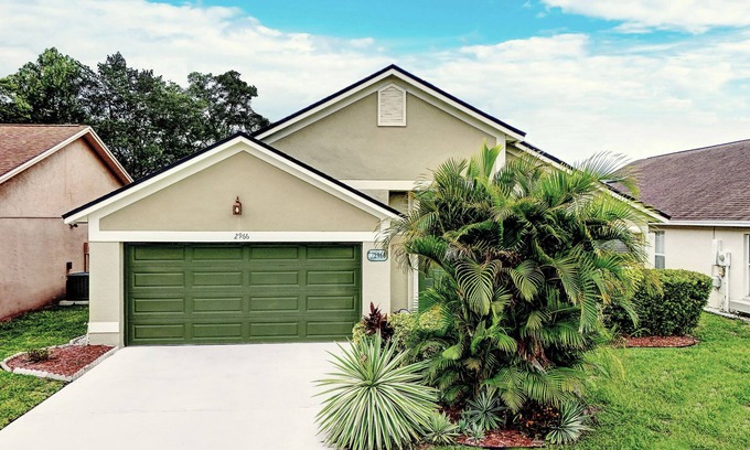 Lindfields Villa | Cozy 3BR Wheelchair Accessible Home with Private Pool Off US 192 Near Disney