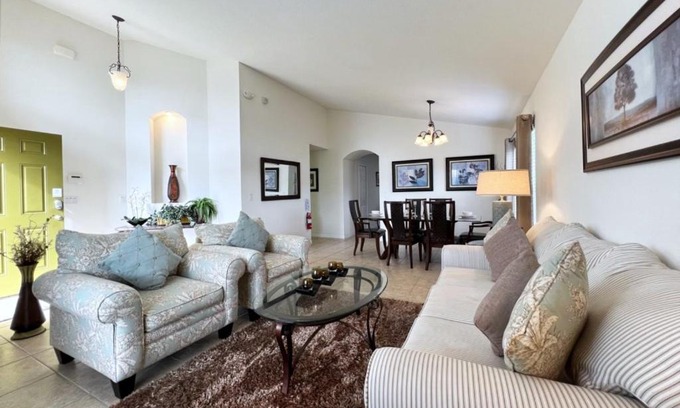 Veranda Palms House | Cozy 4 Bed 3 Bath Pool Hm with Game Room-4450NP home