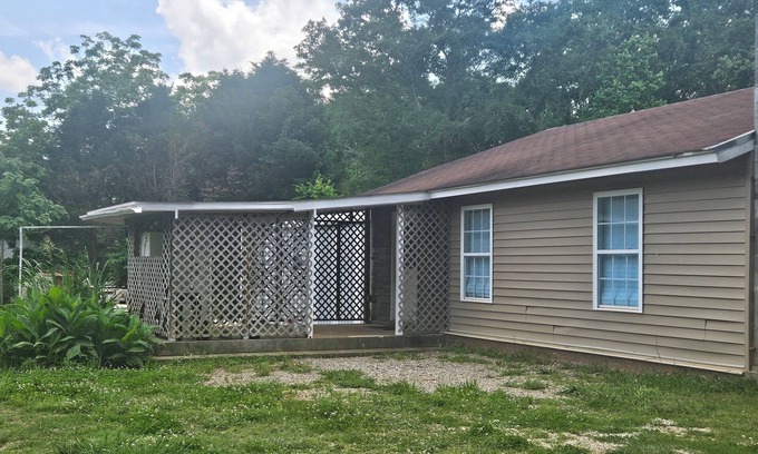 Abbeville County House | Cozy 4-bedroom home with WiFi, AC in charming town of Honea Path