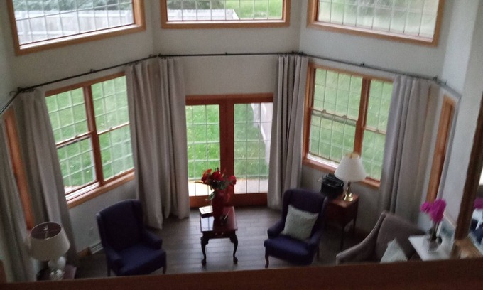 Appleton Villa | Cozy 4 bedroom Luxury Villa retreat in Appleton.