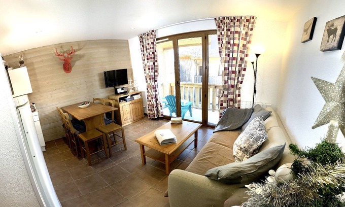 Les Angles Apartment | Cozy 4-star apartment (heated swimming pool-sauna)