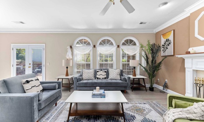 Alpharetta House | Cozy 4B2.5B|Fenced Backyard for Pets|Perfect for Family|Month2Month #41889