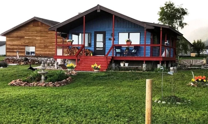 Thayne House | Cozy 5-bdrm home in Star Valley