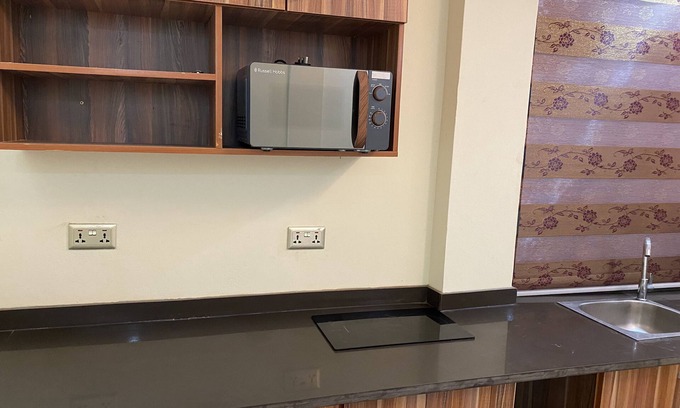 Kumasi Apartment | Cozy and affordable 1 BR apartment in Ksi. Free Breakfast, Laundry and Internet!