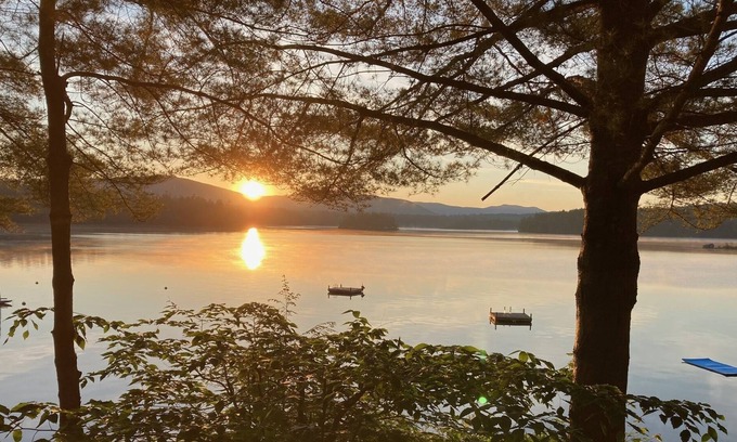 Holderness Cottage | Cozy and comfortable cottage on Squam