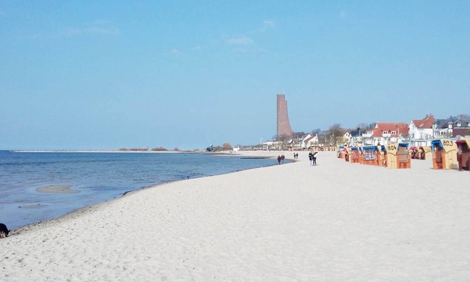 Russee - Hammer Apartment | Cozy and modern 3-room apartment with parking & balcony close to the city.