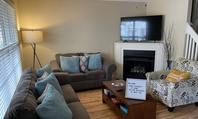 Charlotte House | Cozy and spacious 2BR/2.5BA townhome