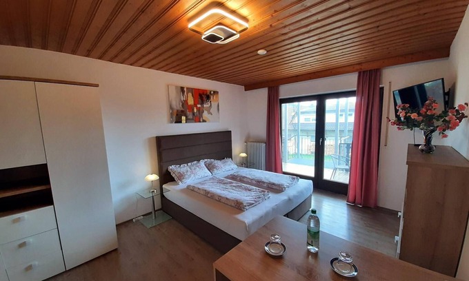 Frauenau Apartment | Cozy apartment (30m2) with private bathroom and west-facing balcony