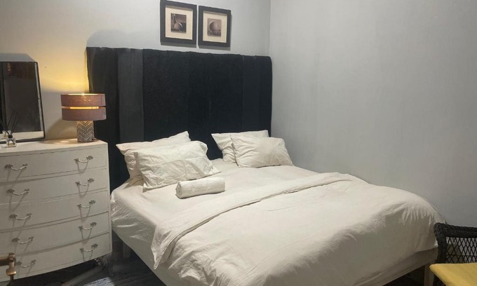 Senegambia House | Cozy Apartment