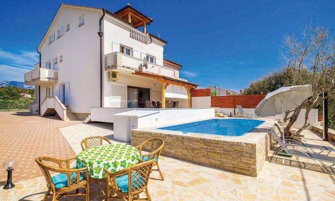 Barbat na Rabu Apartment | Cozy apartment in Barbat with WiFi