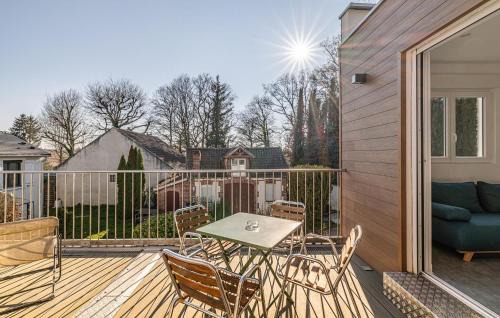 Coupvray Apartment | Cozy Apartment In Coupvray With Wifi