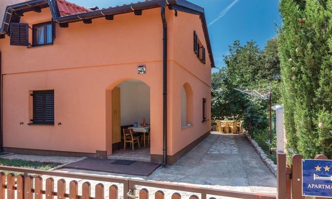 Pavicini Apartment | Cozy apartment in Pavicini with WiFi