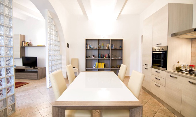 Piombino Apartment | Cozy apartment in the historic heart of Piombino