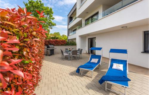 Vantacici Apartment | Cozy Apartment In Vantacici With Wifi